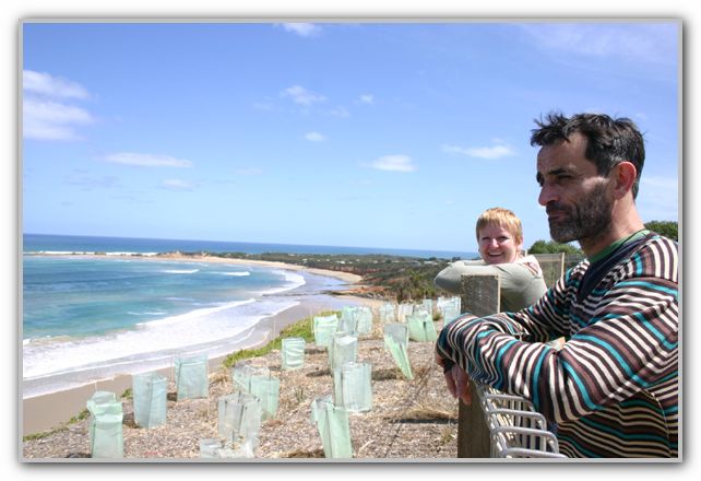 Stuart & Karen during drive from Torquay to Lorne Feb 2007 2